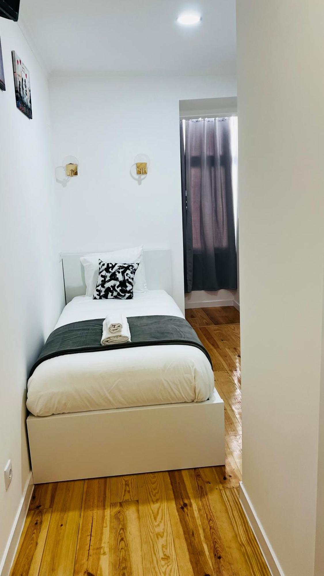 Suites Luciano Cordeiro Lisbona Esterno foto